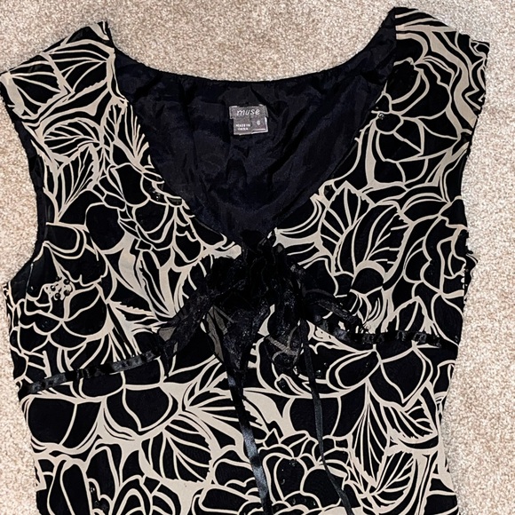 Muse Black‎ and White Sheath Midi Dress - Picture 3 of 11